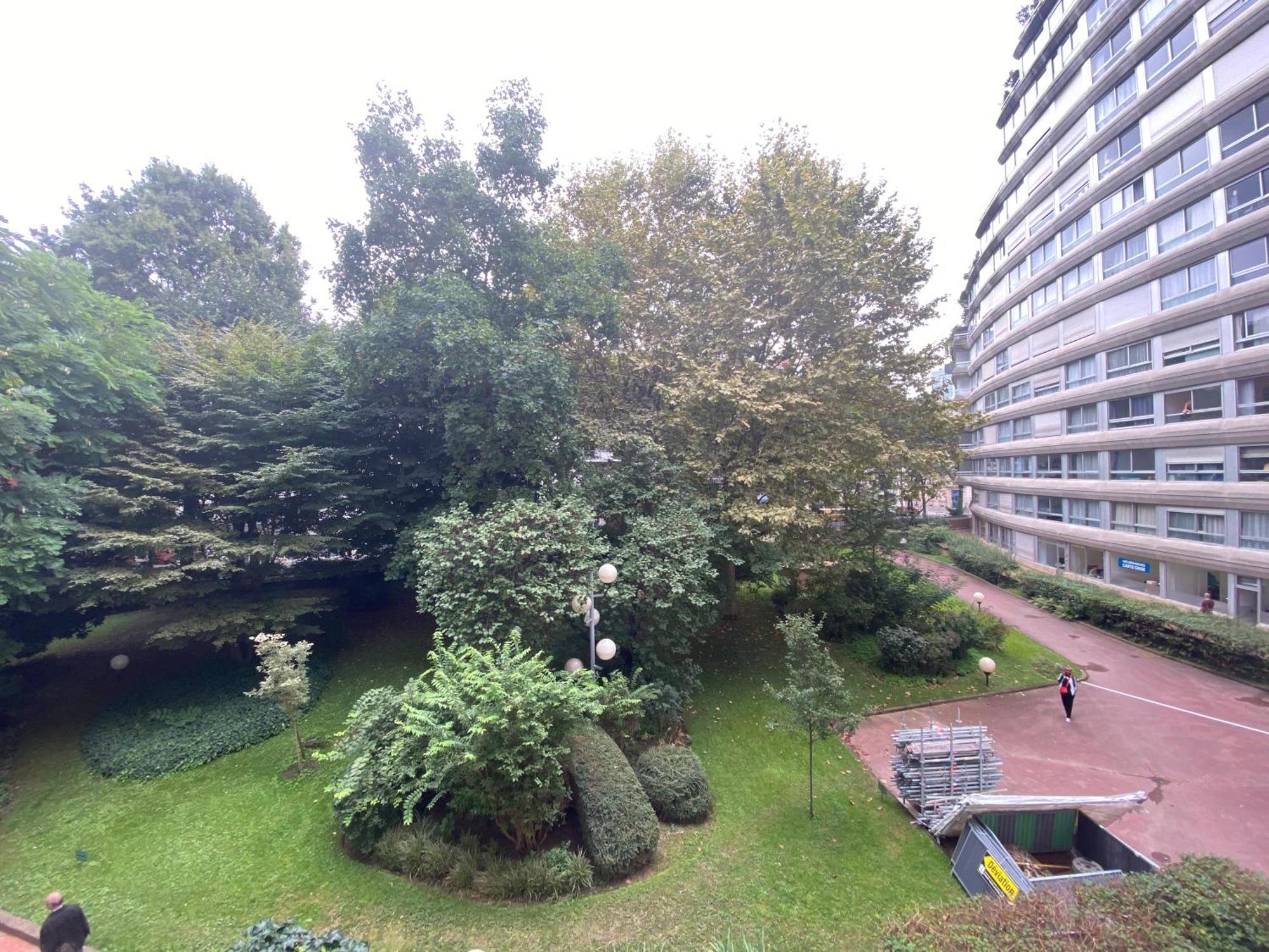 Jardin Cambronne Tour Eiffel
